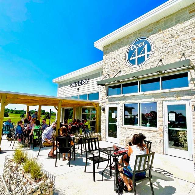 Parallel 44 Vineyard & Winery — photo 3