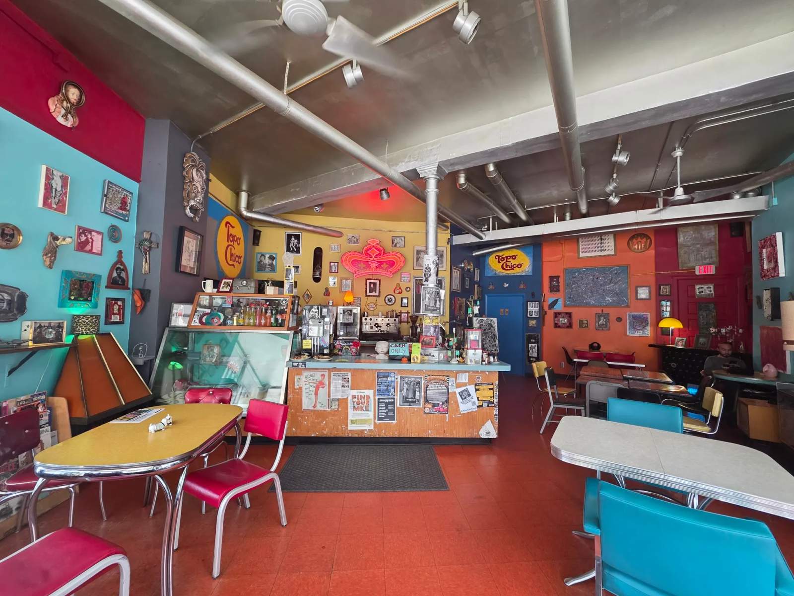 Hi-Fi Cafe — photo 3