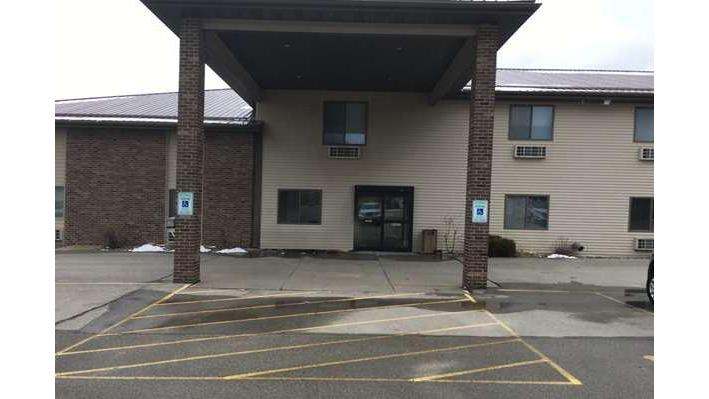 AmericInn by Wyndham Viroqua — photo 1
