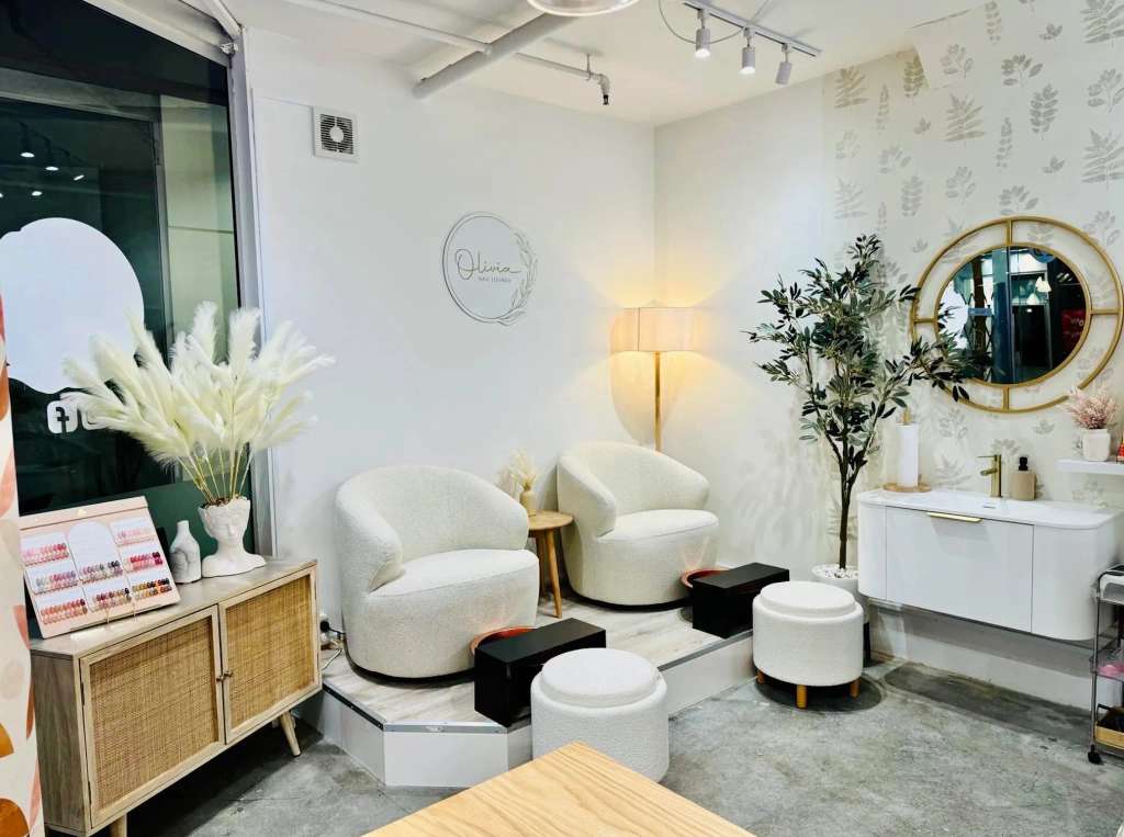 Olivia Nail Lounge 2 (crn Manners & Willis street )