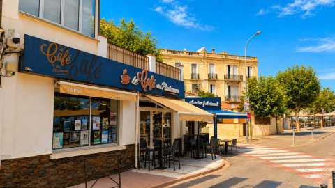 Le Café Des Platanes — photo 3