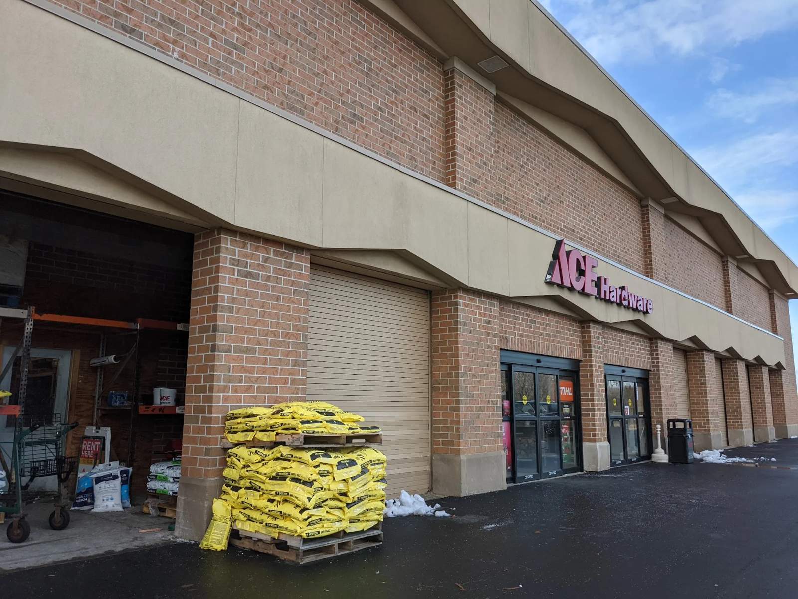 Elliott Ace Hardware — photo 1