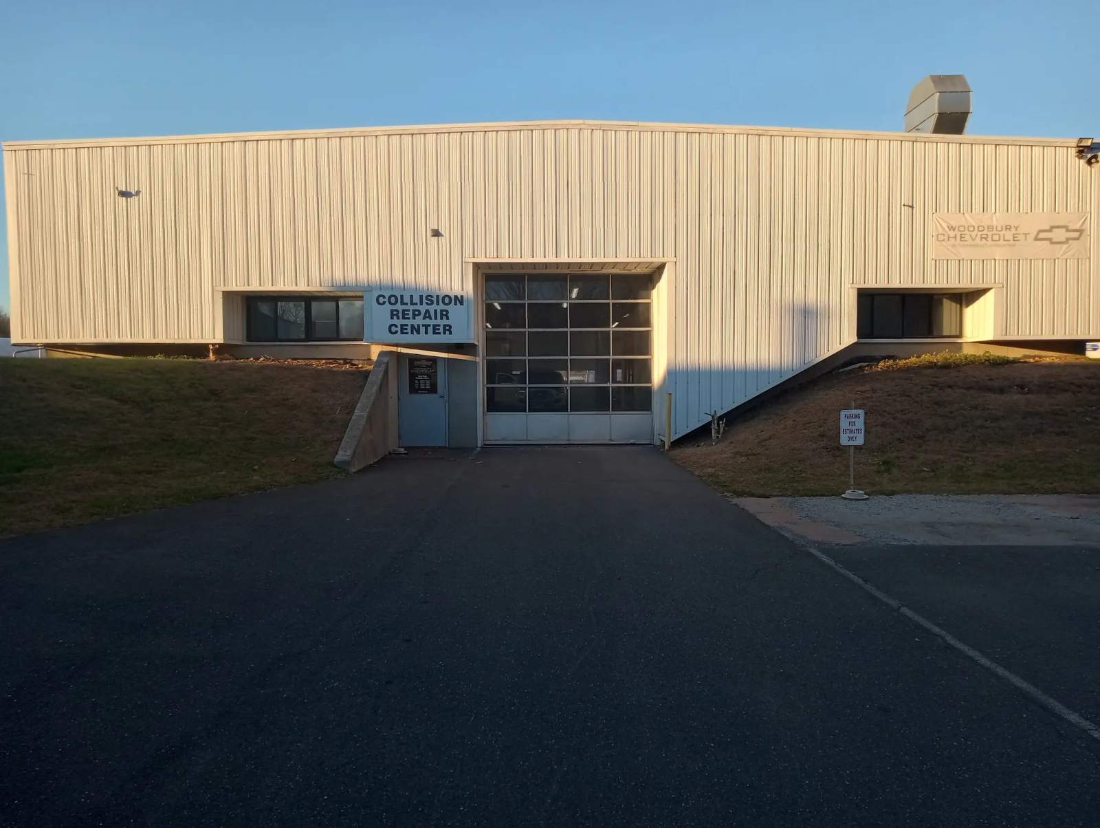 Collision Center - Wow Woodbury Chevrolet — photo 2