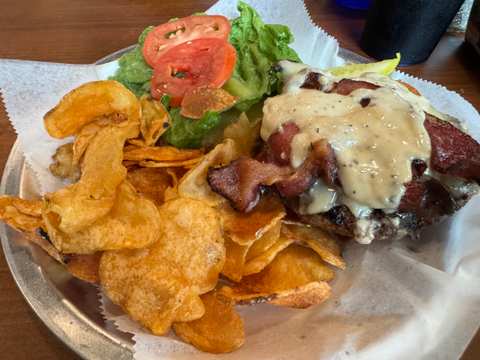 Jug's Pub & Grill — photo 4