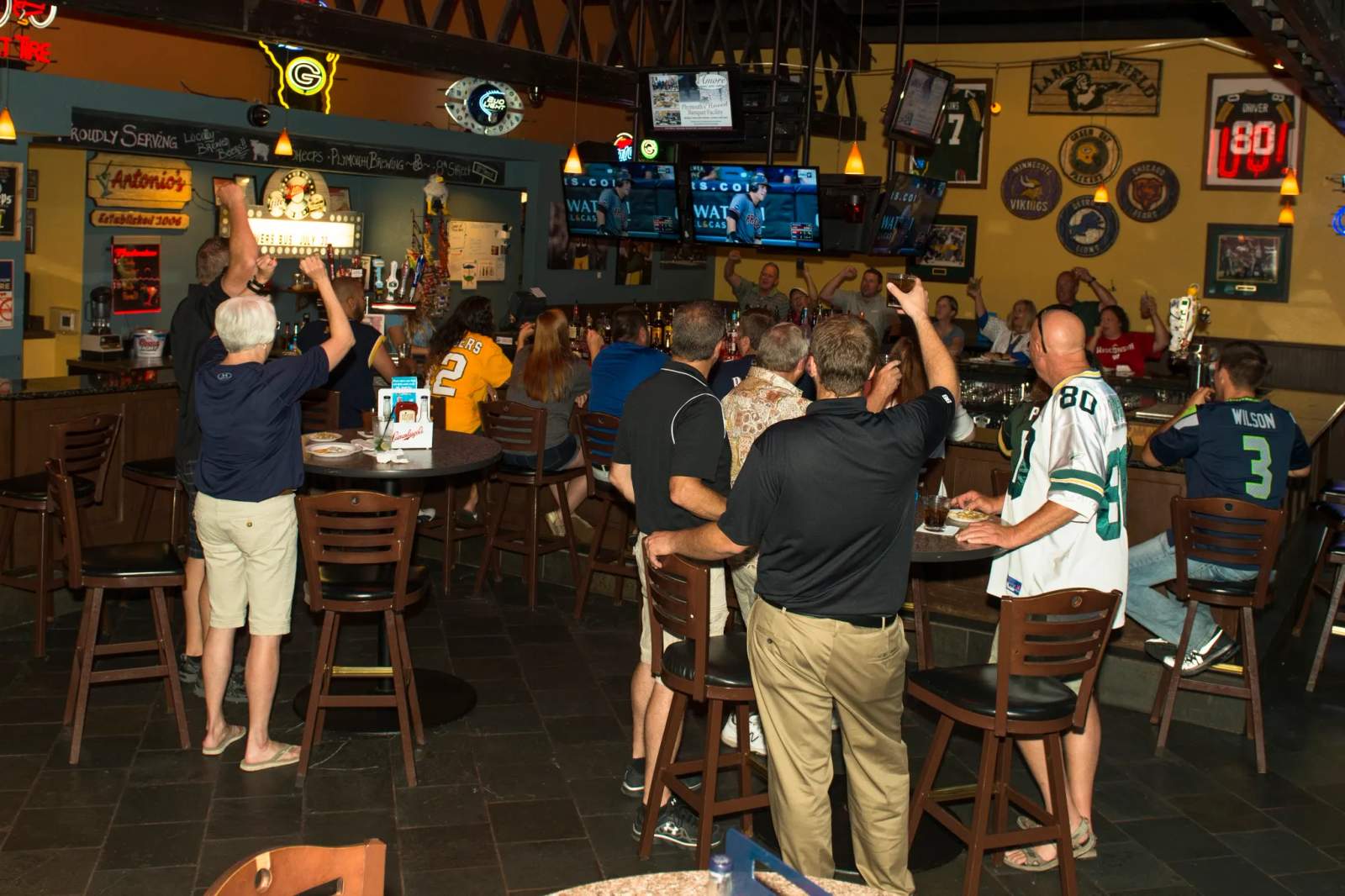 Antonio's Sports Bar & Grille — photo 1