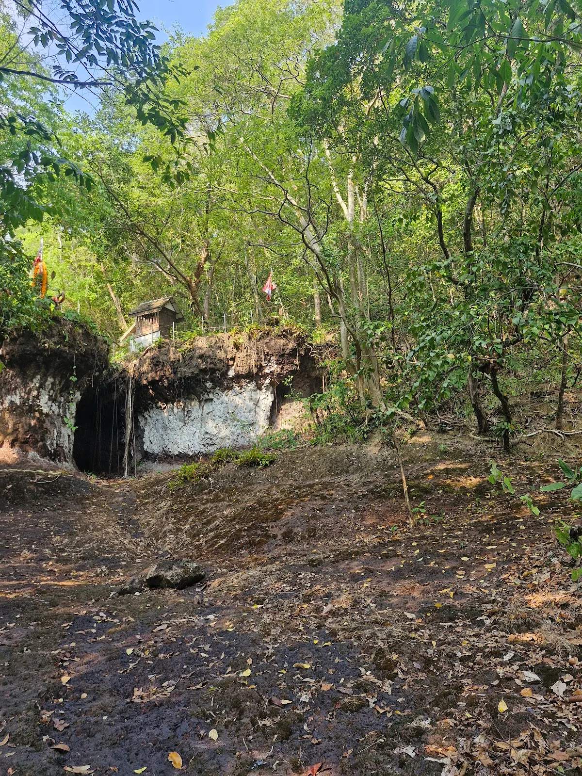 Khao Rearub — photo 1