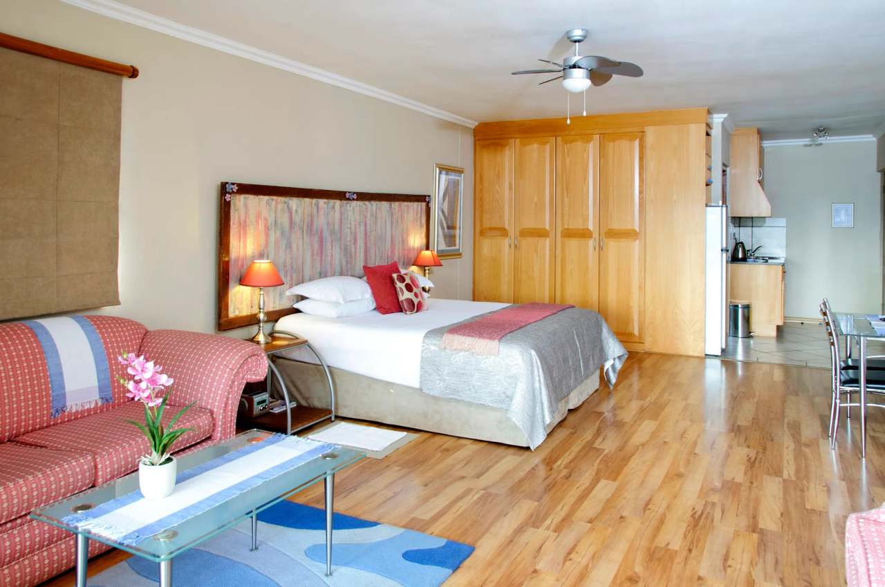 Guest House @ Country Park, Johannesburg, Muldersdrift — photo 2
