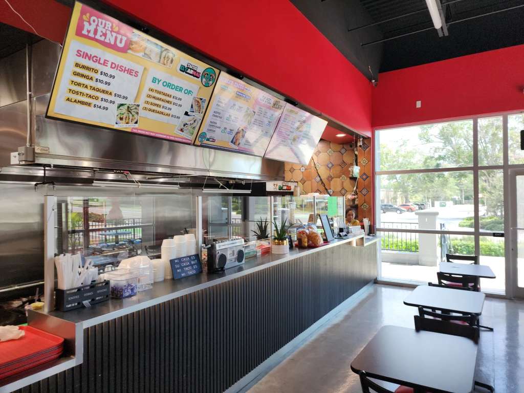 Tacos "El Carnal"