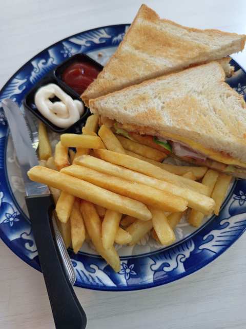 Cicci Restaurant & Bakery — photo 4