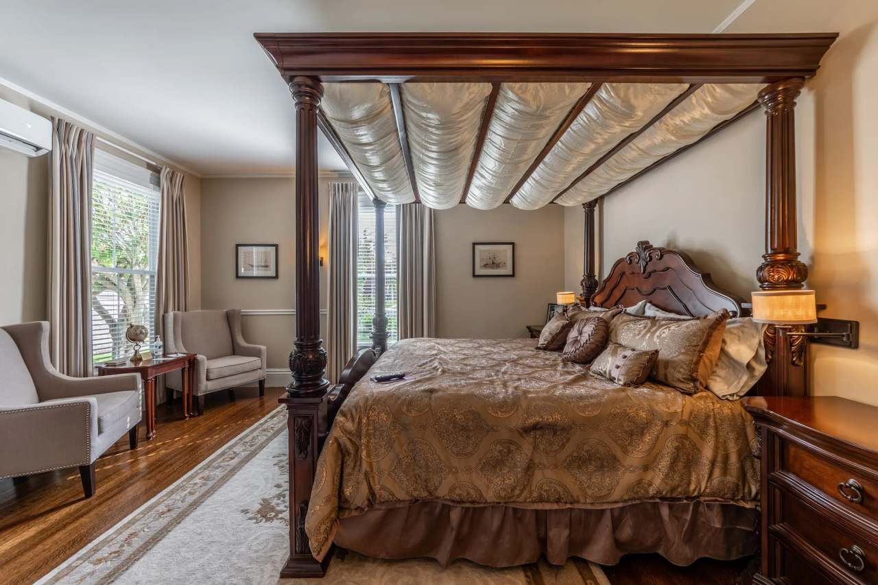 Homestead Inn — photo 2