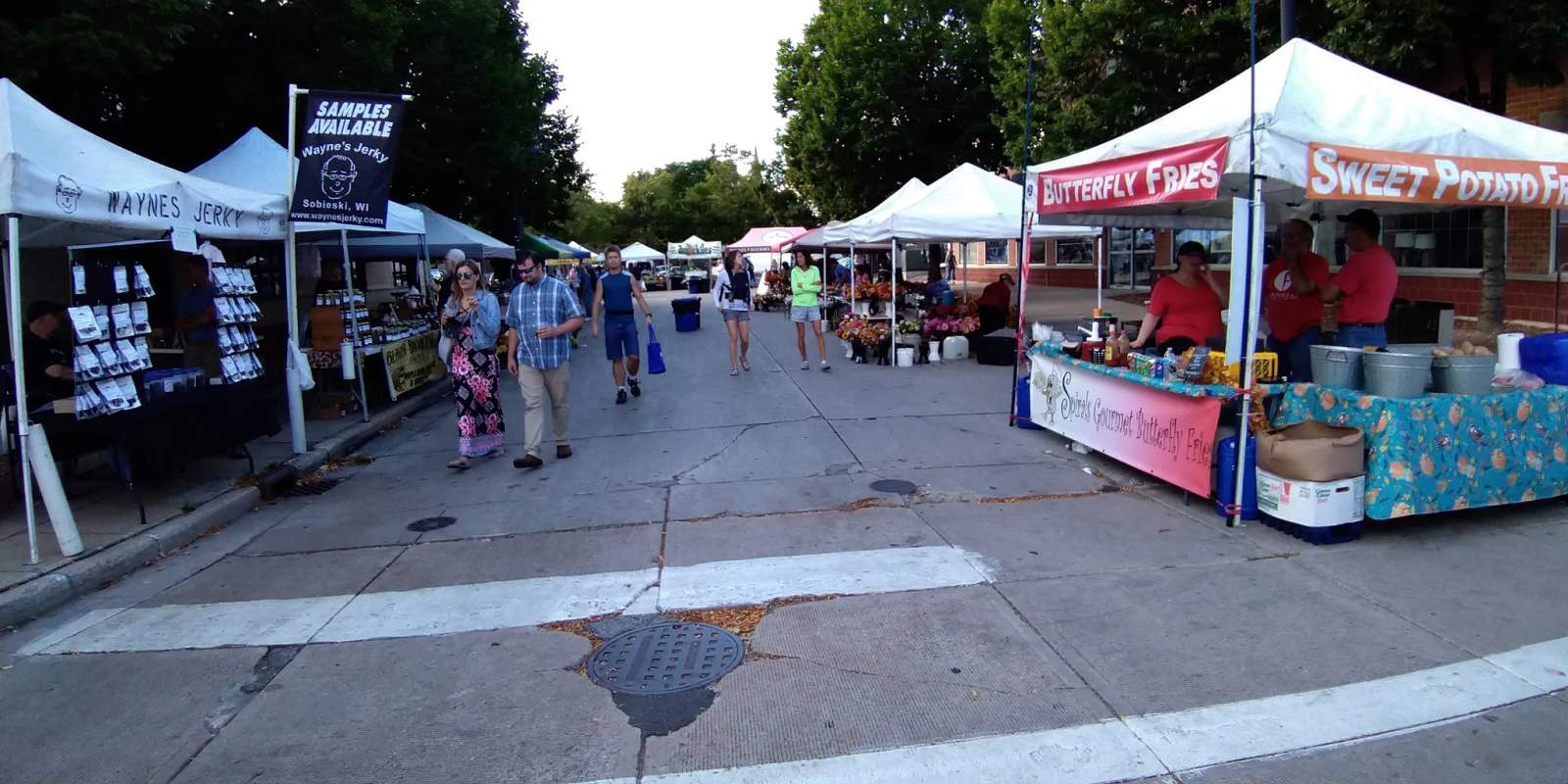 Farmers Market On Broadway — photo 1