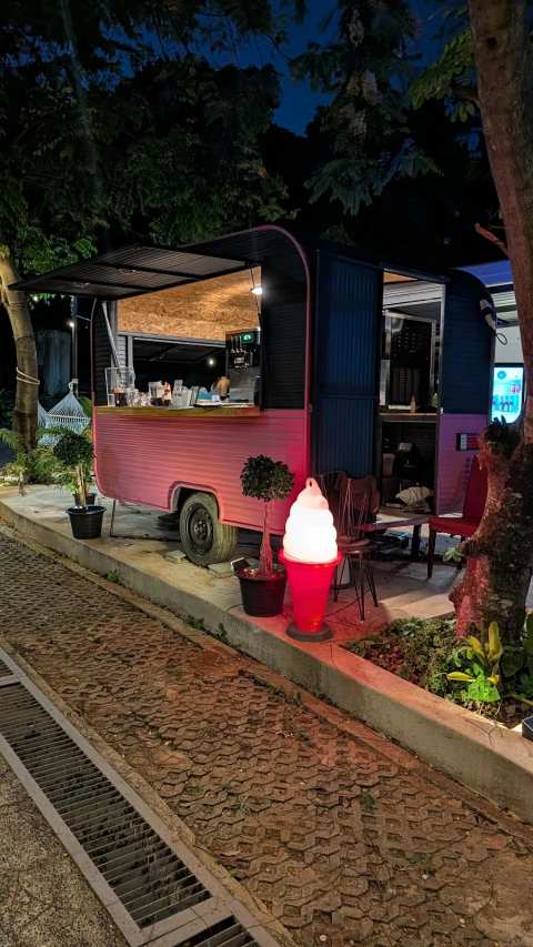 Terraria Soft Serve Koh Mak – Ice Cream Garden — photo 4