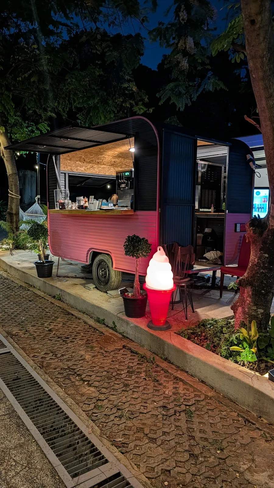 Terraria Soft Serve Koh Mak – Ice Cream Garden — photo 4