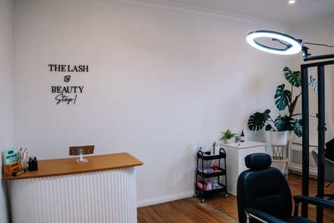 The Lash & Beauty Stop — photo 2