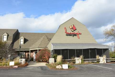 Harvey’s Central Grille — photo 4