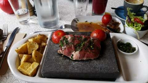 Southern Cross Garden Bar Restaurant — photo 2