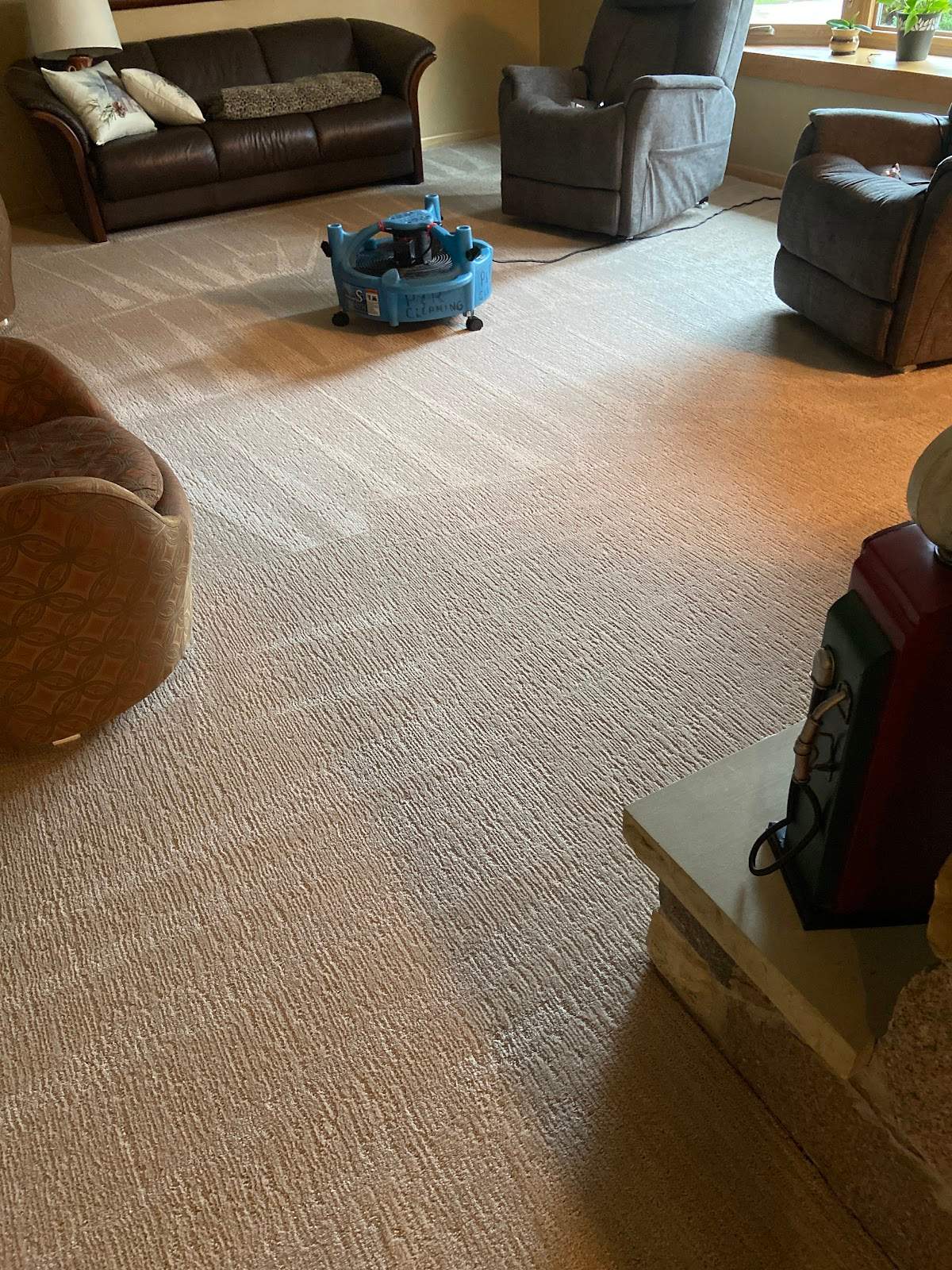 P & R Cleaning — photo 1