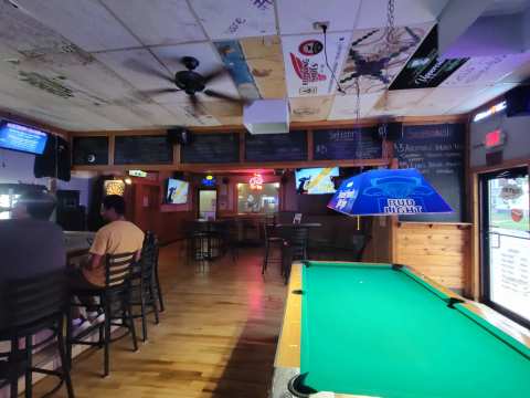 What's Up Bar & Grill — photo 3