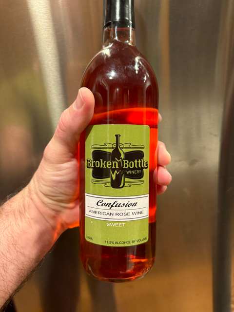 Broken Bottle Winery — photo 3