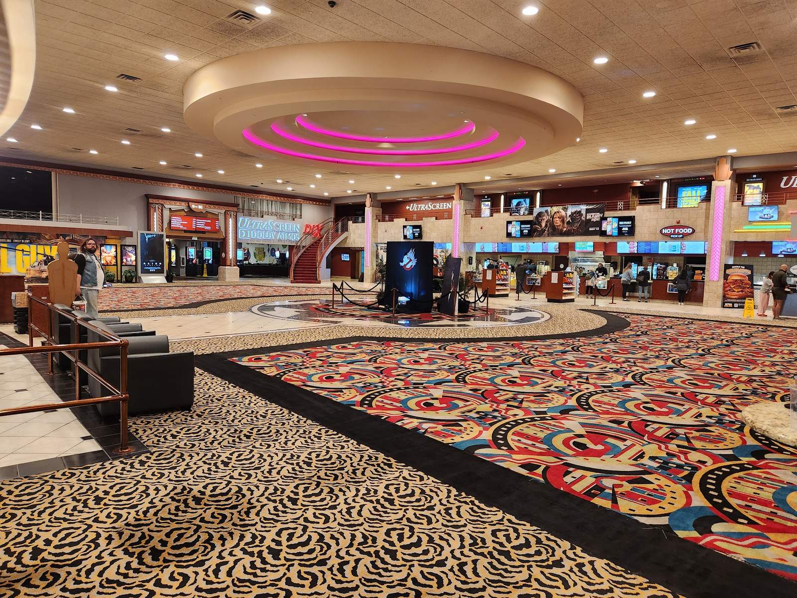 Marcus Majestic Cinema — photo 1