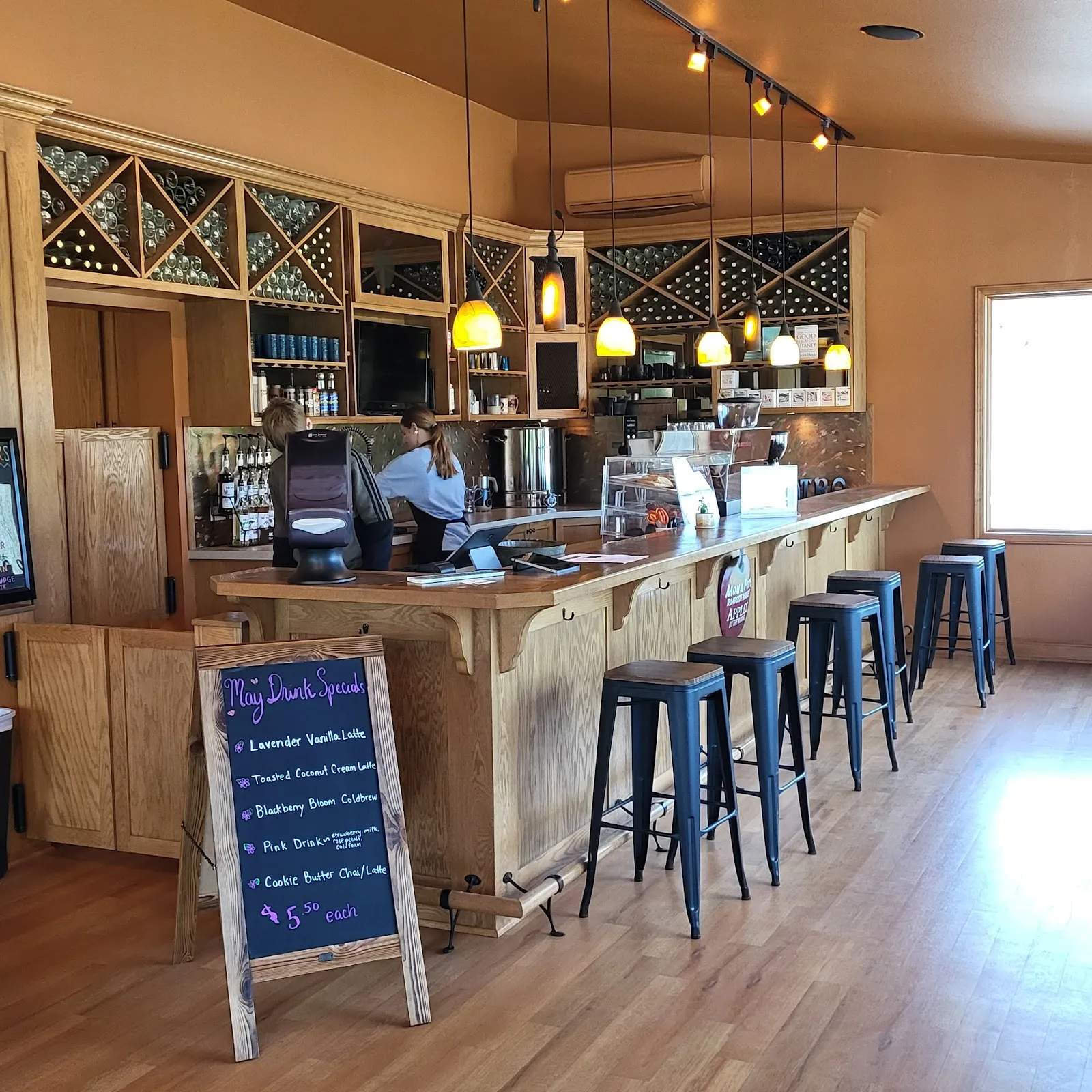 Spoonlickers Café & Ice Cream — photo 9