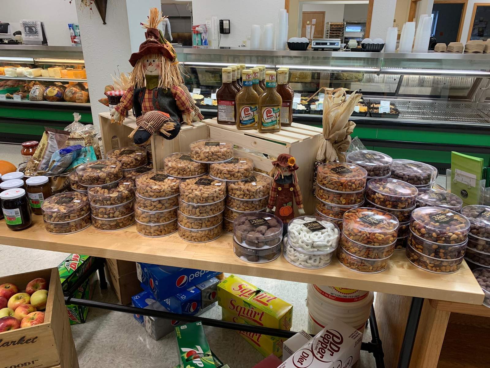MJ's Market and Catering — photo 1