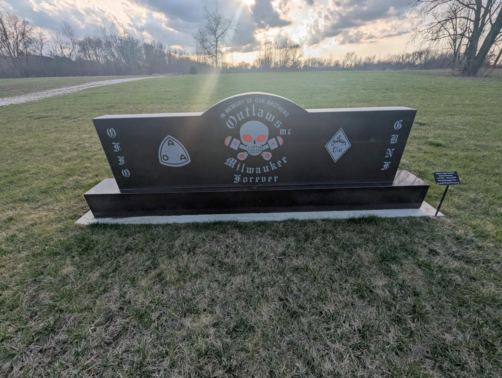 Chapel Hill Memorial Park — photo 2