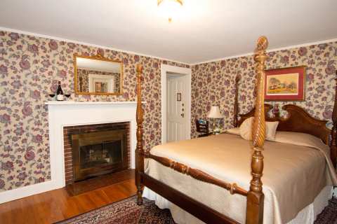 Blackberry River Inn — photo 2