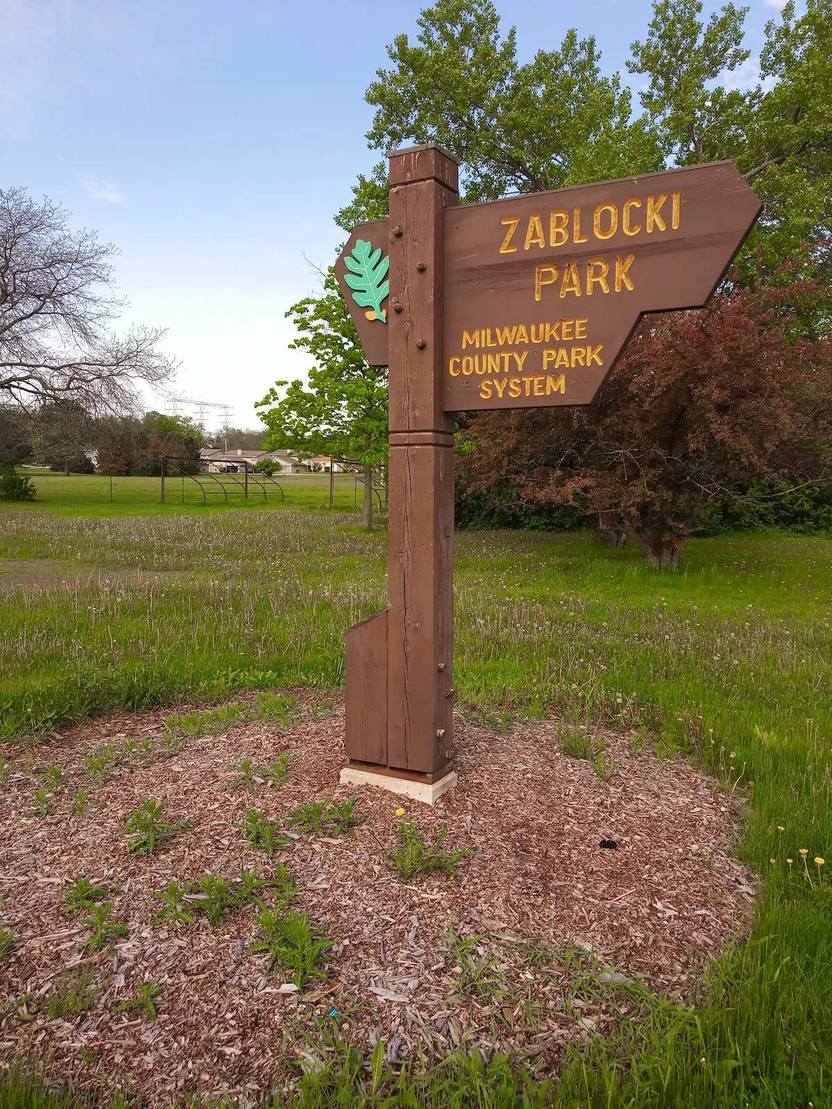 Zablocki Park Pavilion — photo 3