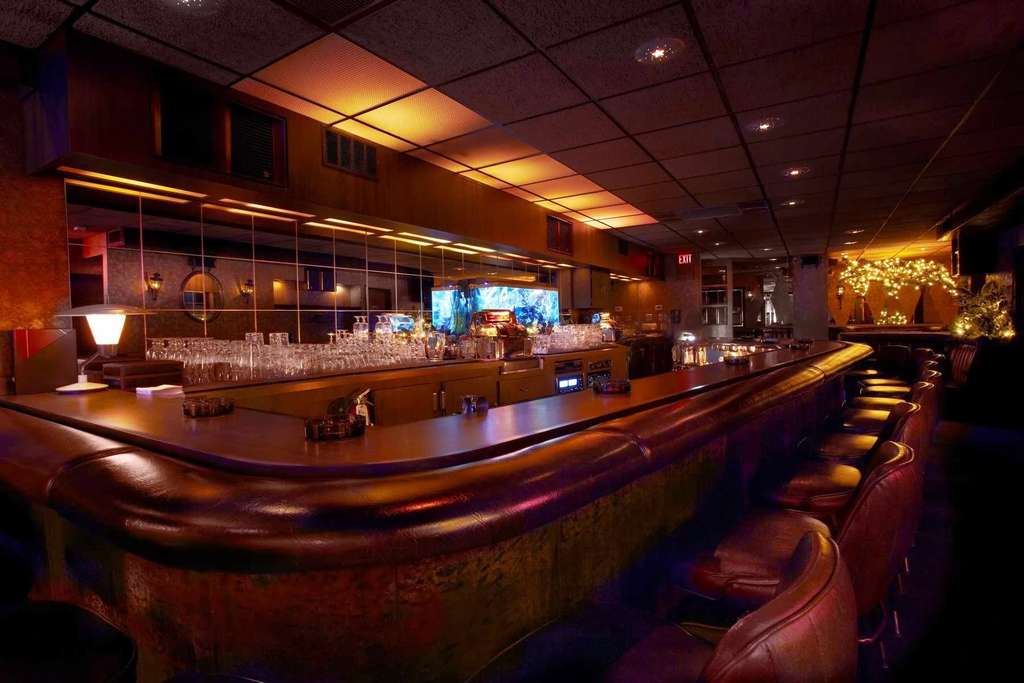 Bryant's Cocktail Lounge