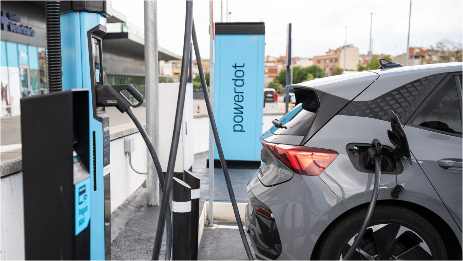 Powerdot Charging Station — photo 1