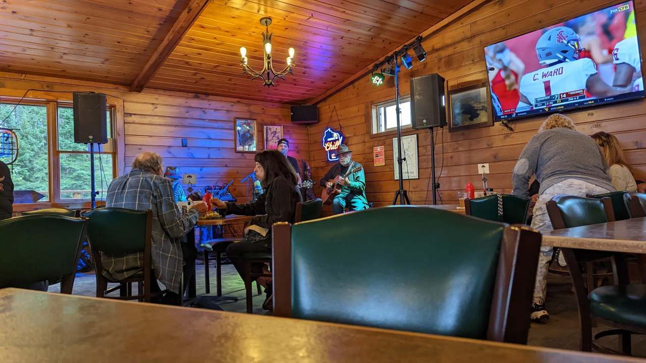 Pine Isle Lodge — photo 1