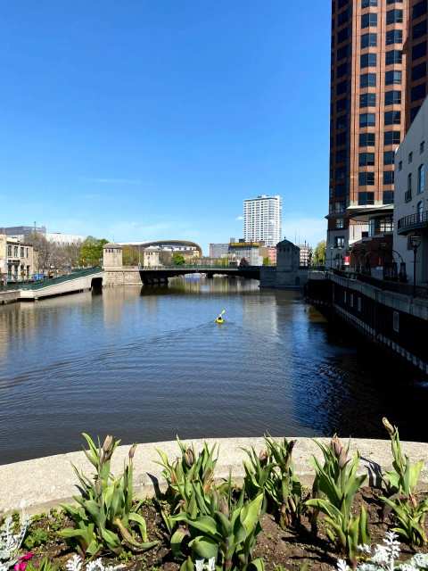 Milwaukee RiverWalk — photo 2
