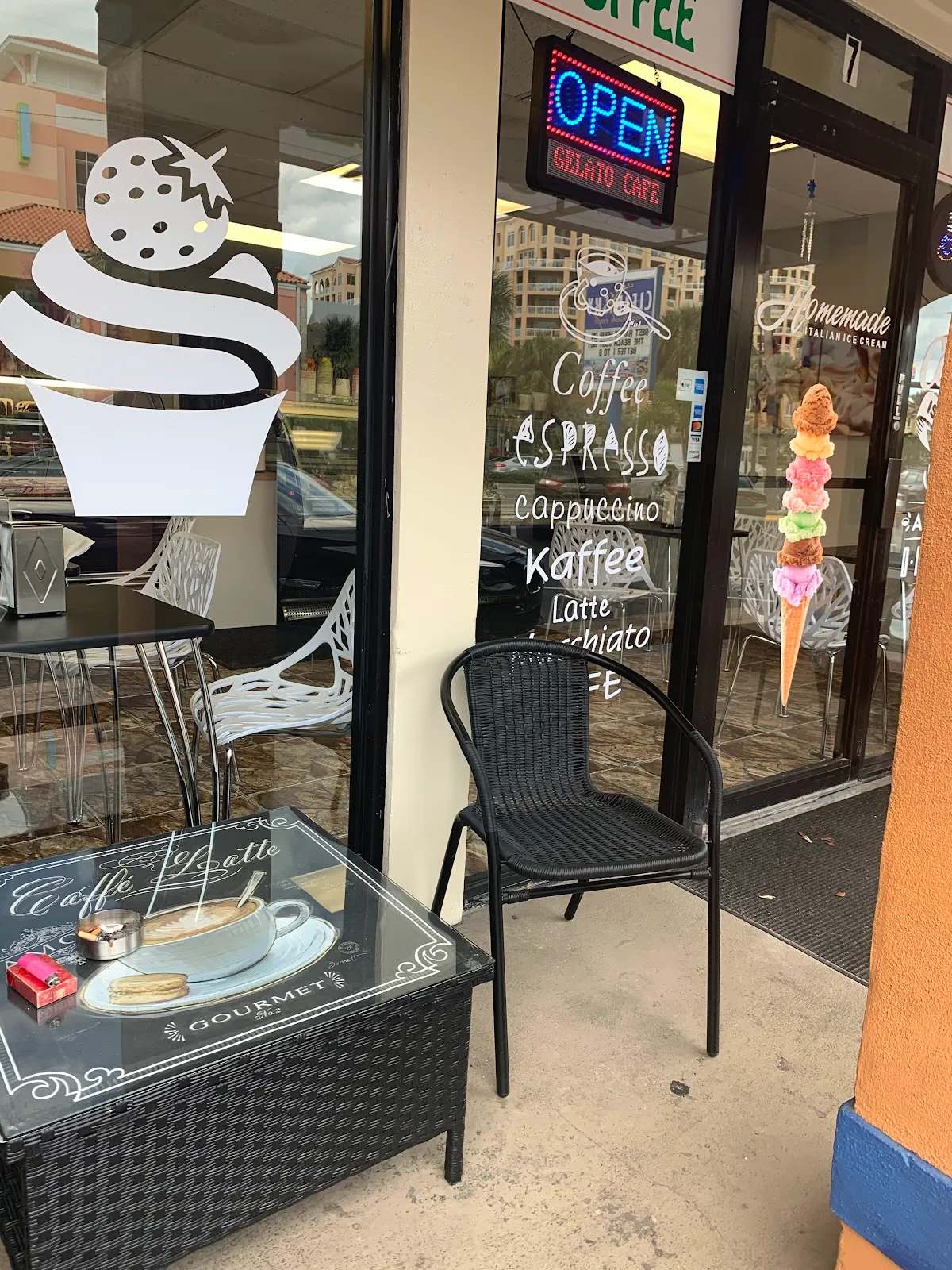 Gelato cafe #1 — photo 1