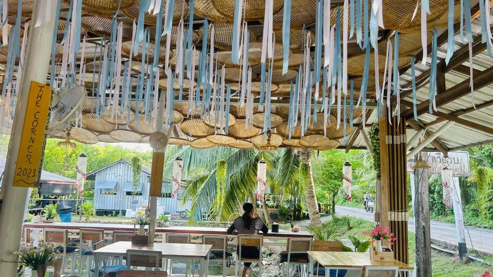 The Corner Drinks & Food Koh Kood — photo 1