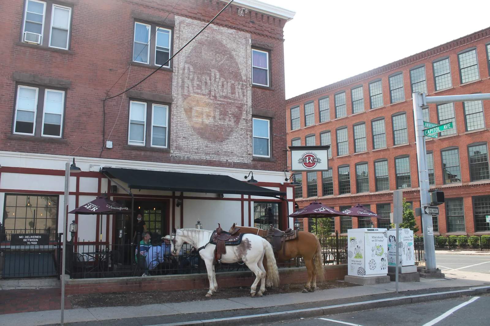 Red Rock Tavern — photo 9