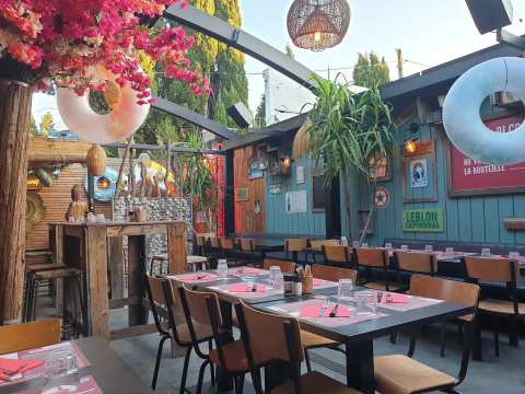 CARNAVAL CAFE — photo 4