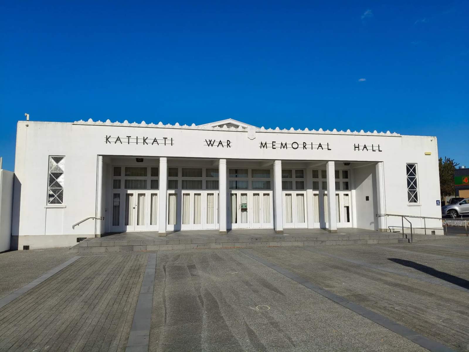 Katikati War Memorial Hall — photo 1