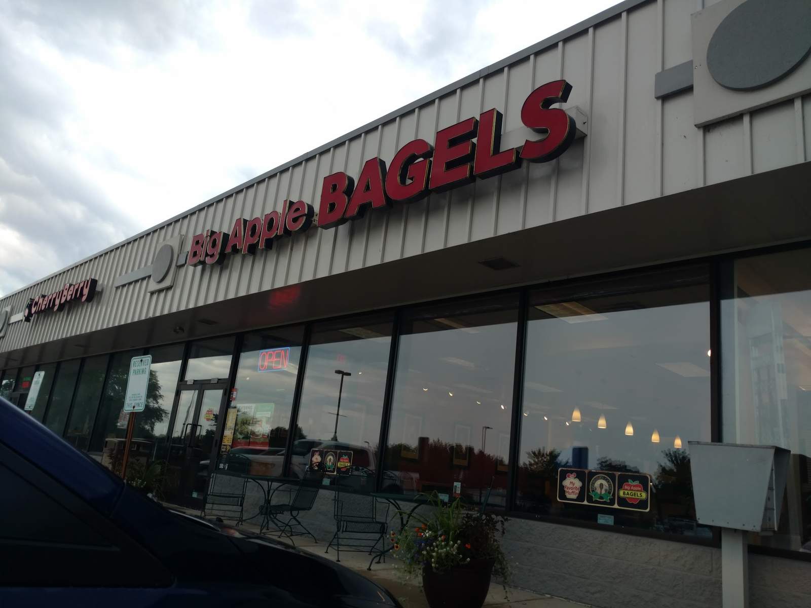 Big Apple Bagels — photo 1