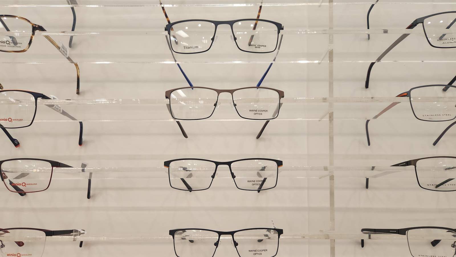 Barry and Sargent Optometrists — photo 3