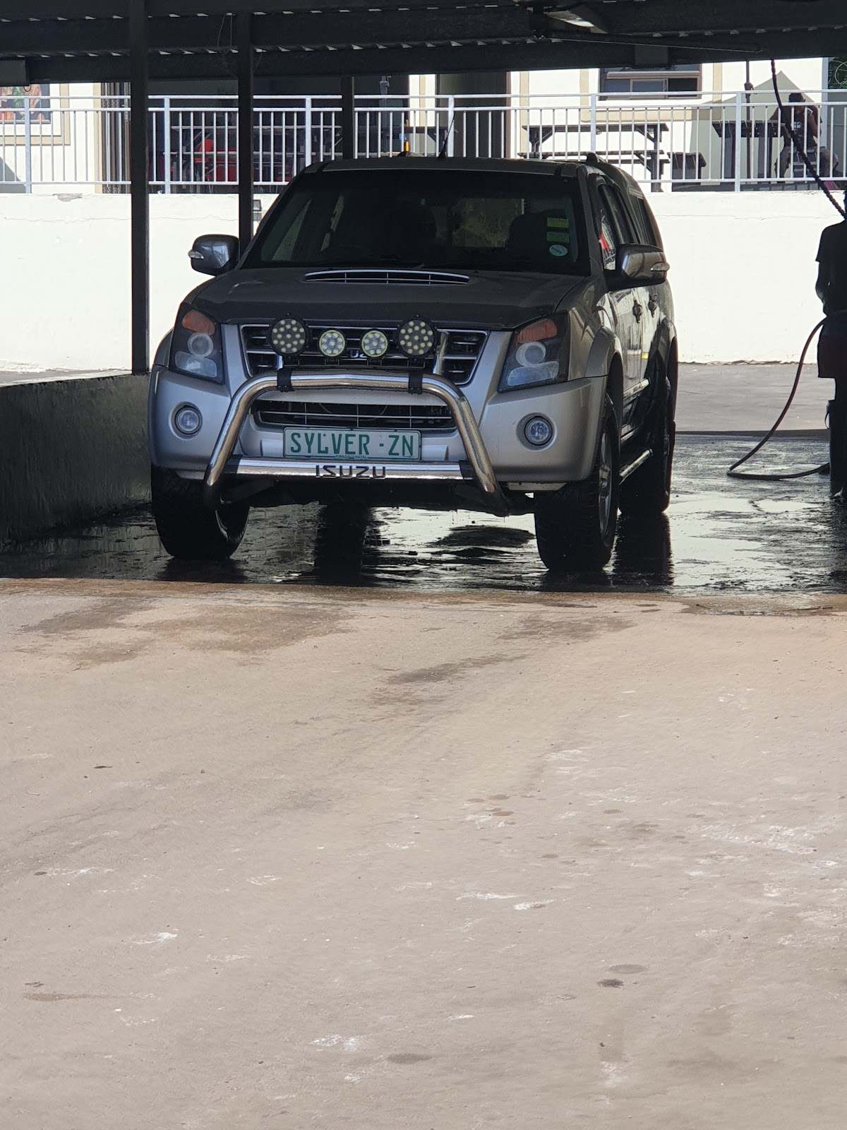 MOOSA'S CAR WASH — photo 2