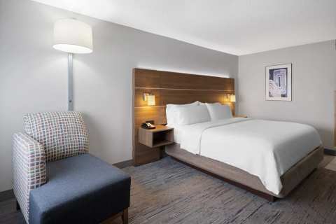 Holiday Inn Express Sheboygan-Kohler (I-43) by IHG — photo 2