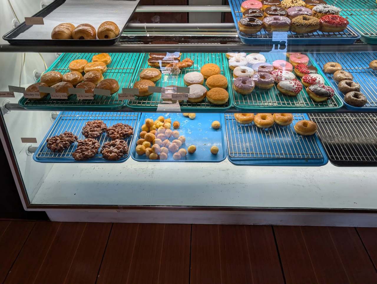 D&E Donuts — photo 1