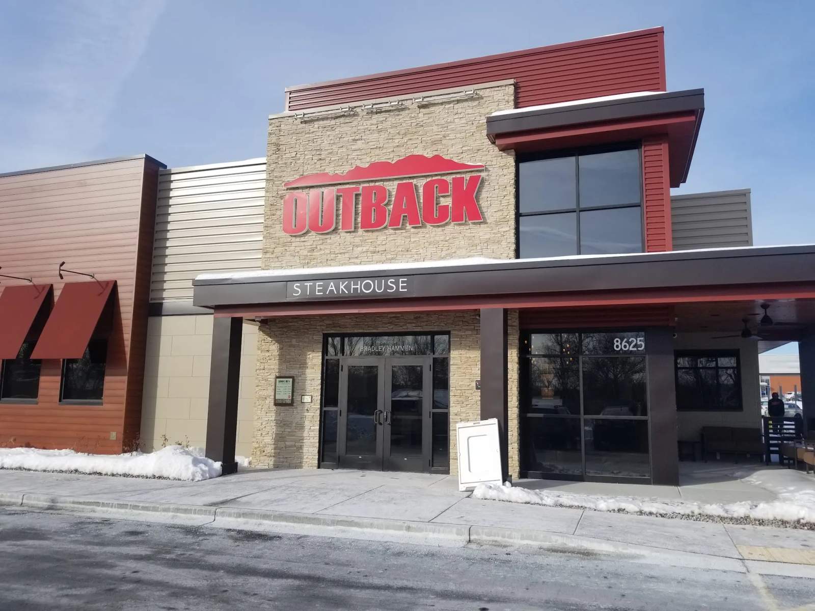 Outback Steakhouse — photo 1