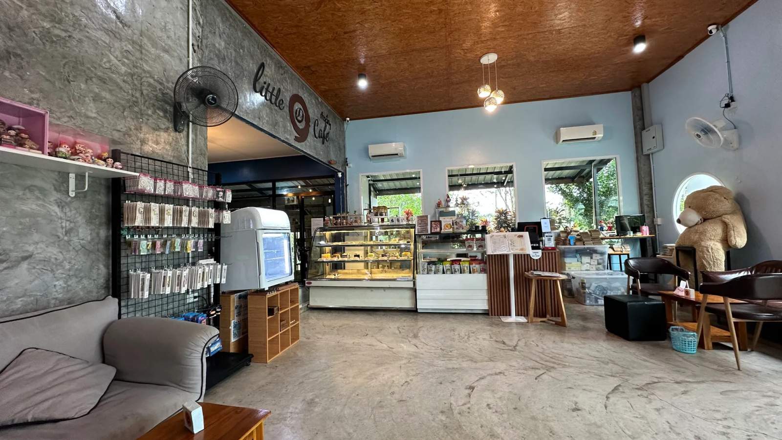 Little 9 Cafe — photo 1