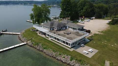 Cedar Lake Yacht Club — photo 2