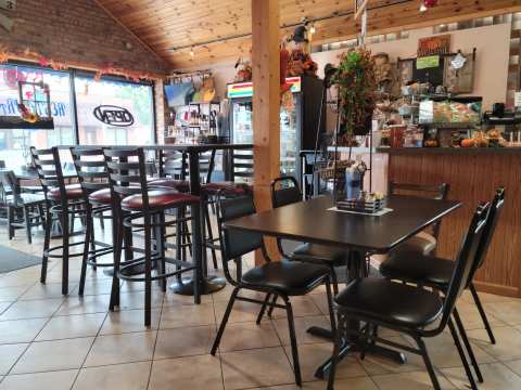 Becky's Sugar Shack Restaraunt/Bakery — photo 2