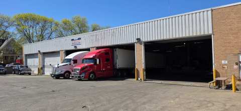 Milwaukee Warehouse — photo 3