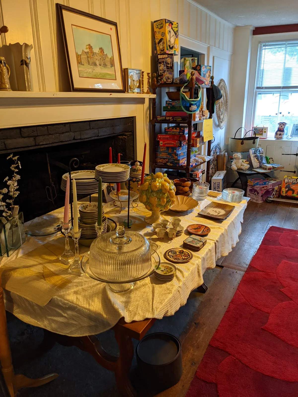Red Barn Thrift Shop — photo 1