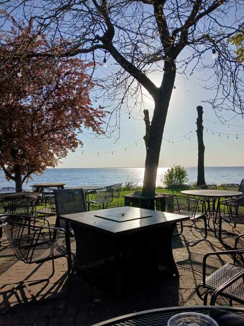 Jim and Linda's Lakeview Supper Club — photo 3